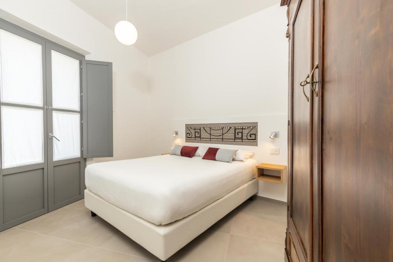 Tortolì Domu Qirat - Authentic Rooms & Terraces מראה חיצוני תמונה