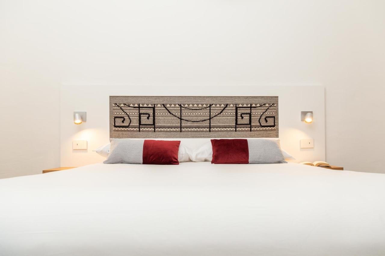 Tortolì Domu Qirat - Authentic Rooms & Terraces מראה חיצוני תמונה